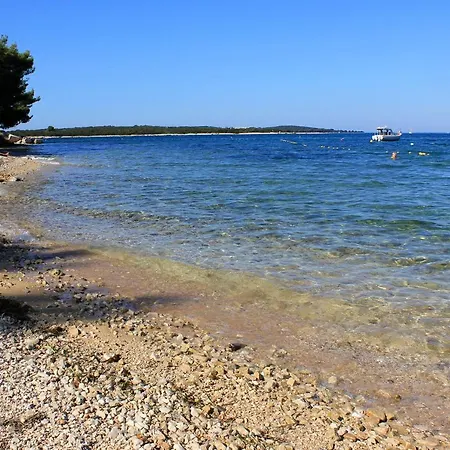 For Families With Children Stinjan, - 7423 *