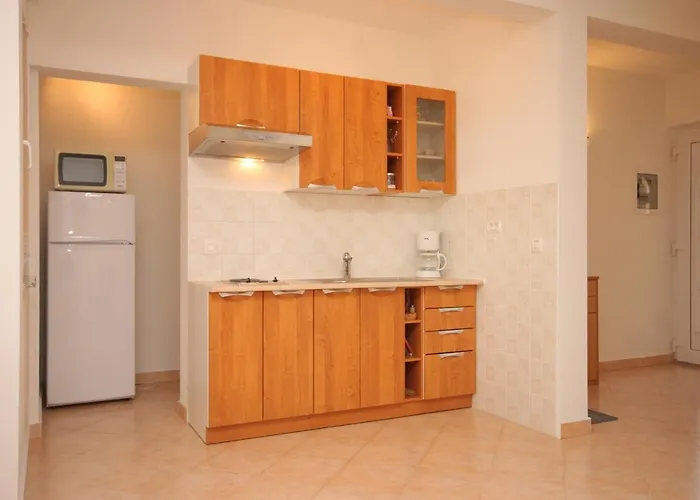 For Families With Children Stinjan, - 7423 Апартаменты *