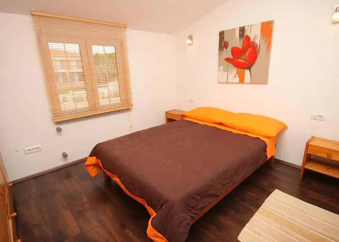 Апартаменты For Families With Children Stinjan, - 7423 *